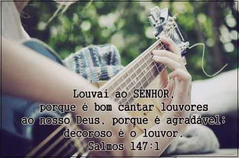 LOUVE AO SENHOR 